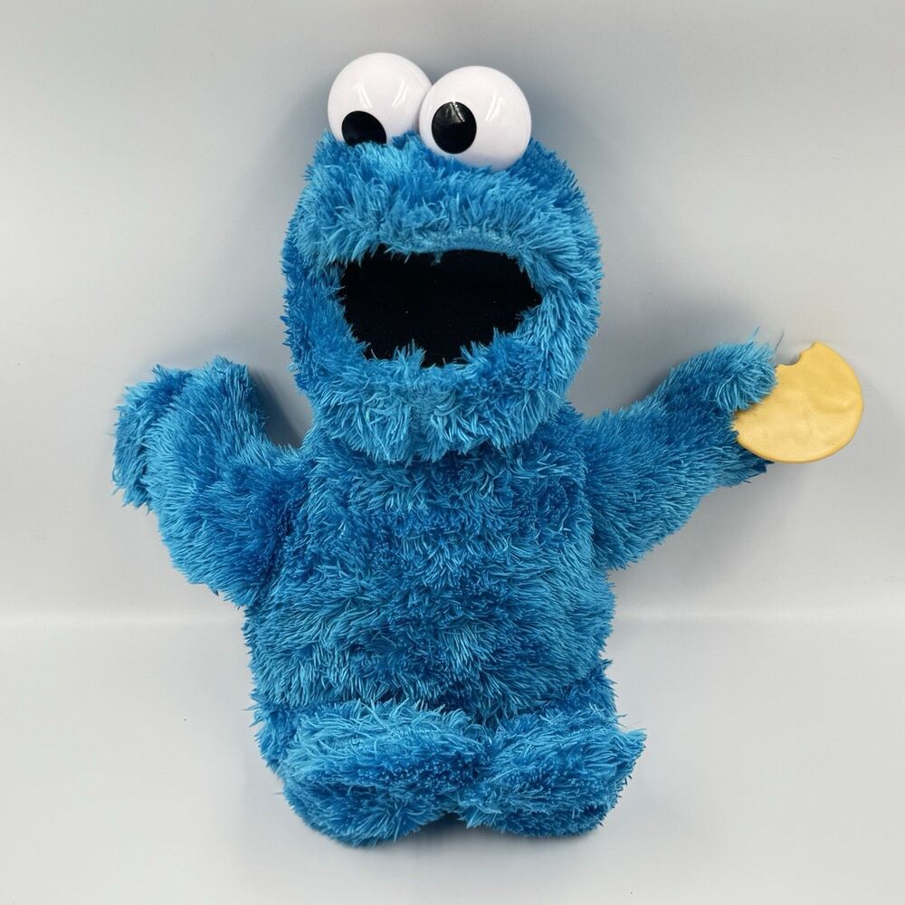Sesame Street Feed Me Cookie Monster 13" Talking Vibrating Hasbro No Tag -Tested